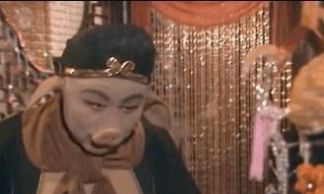 渣渣辉你回去问问阿姨就问她过年要女婿吗GIF表情包分享