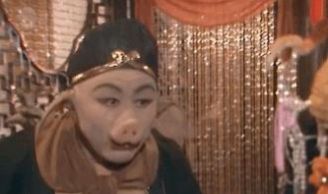 渣渣辉你回去问问阿姨就问她过年要女婿吗GIF表情包分享